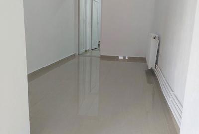 Spațiu comercial, de 100 mp, în Central - 6