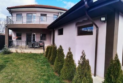5738  Casa parter cu etaj Km 5 - 5