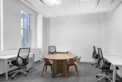 Spa?iu de birou privat pentru 3 persoane in Regus Green Gate - 3