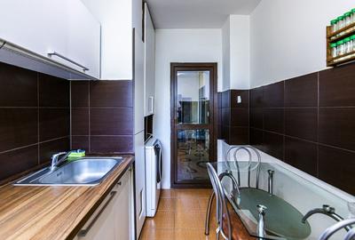 Apartament cu 3 camere circular în Drumul Taberei - 9