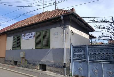 Casă cu 4 camere în Central - 8