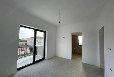 Casă cu Teren 304 Mp în Ghiroda - 4