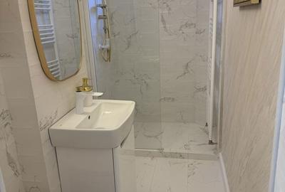 Apartament cu 2 camere semidecomandat în Dacia