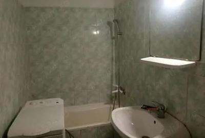 Dau in chirie apartament mic doua camere ultracentral - 4