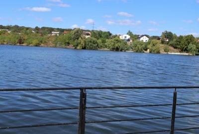 Vila amplasata pe malul lacului - 5