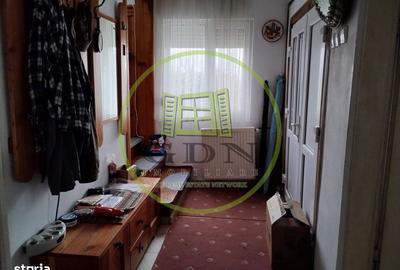 Casă cu 4 camere cu Teren 2200 Mp în Cerașu - 10