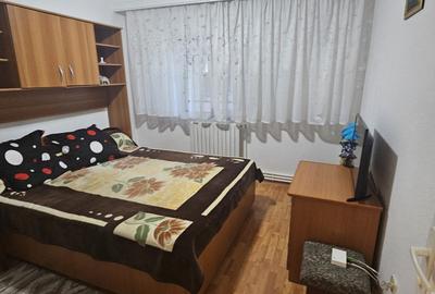 Poarta 6/ 3 camere decomandate / 2 bai / Parter - 6