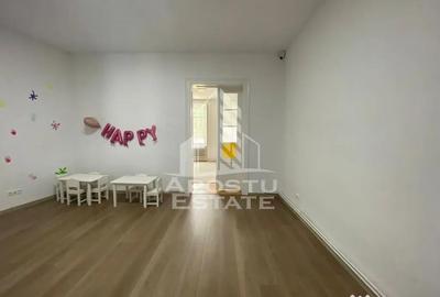 Casă cu 10 camere cu Canalizare în Lunei - 12