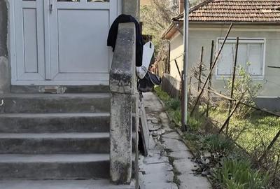 Casă cu 4 camere în Central - 1