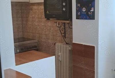 Garsonieră decomandată în Far - 4