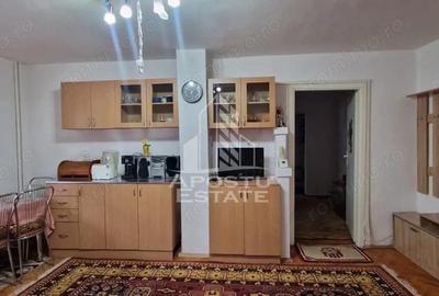 Apartament cu 3 camere, etaj 1, centrala proprie, Lipovei - 2