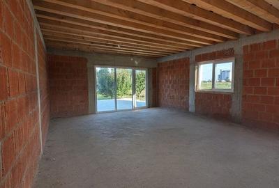 Casă individuală cu 4 camere cu Canalizare în Fundătura - 9