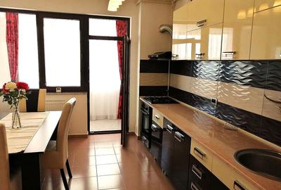 Apartament cu 3 camere decomandat, mobilat în Tractorul - 12