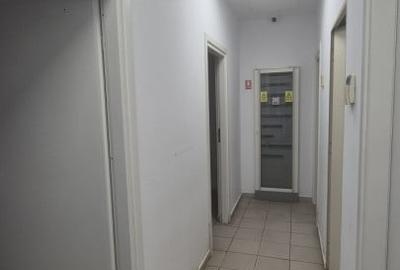 Spațiu comercial, de 126 mp, în Central - 11