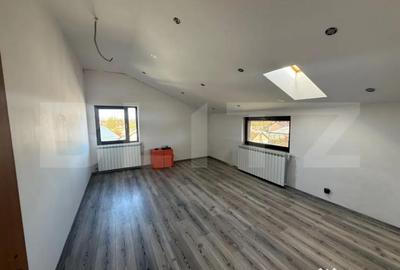 Casă cu 9 camere cu Teren 1000 Mp în Central - 10