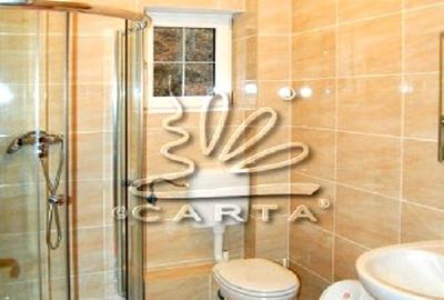 Vila de Vânzare lângă Castelul Bran – Oază de Liniște și Eleganță - 10