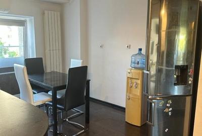 Apartament cu 3 camere decomandat în Decebal - 2