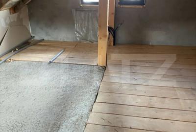 Casă cu 5 camere în Central - 2