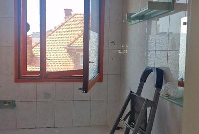Calea Calarasilor, Hala Traian, semistradal, bloc mixt, centrala termica - 11
