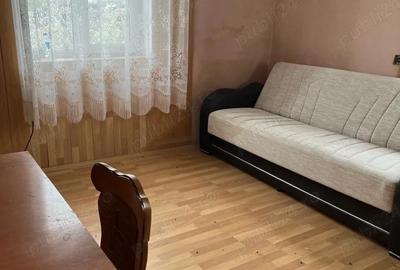 Casă cu 3 camere în Cârcea - 2