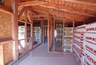 Casa moderna la rosu in Cristian - 9