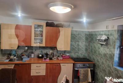 Casă cu 7 camere cu Teren 1600 Mp în Cocorăștii Colț - 8