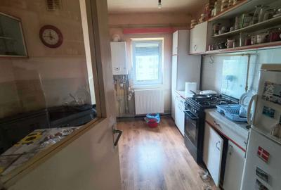 Apartament cu 3 camere decomandat în Central - 6