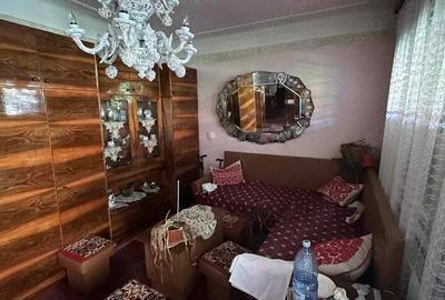 Casă cu 3 camere în Aleșd - 8