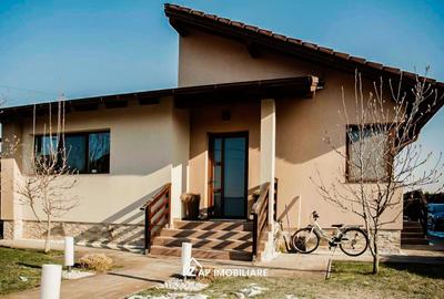 Casă individuală cu 4 camere cu Canalizare în Livezeni - 14