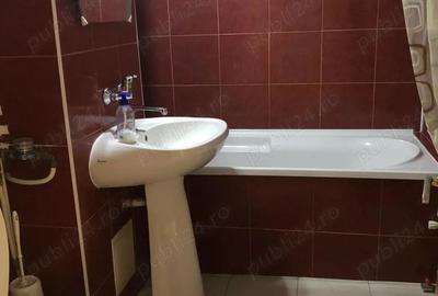 Apartament cu 3 camere decomandat în Găvana - 4