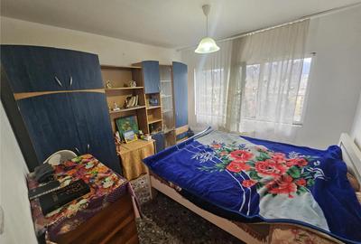 Resita, 2 Cam. Cf. 1, Mobilat Utilat, Bulevard, Micro 2 - 3