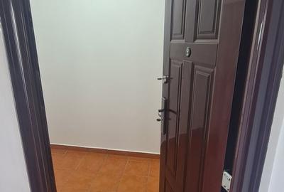Spațiu comercial, de 29 mp, în Nord - 19