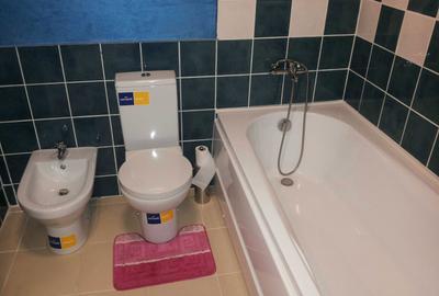 Apartament cu 2 camere decomandat în Sisești - 3