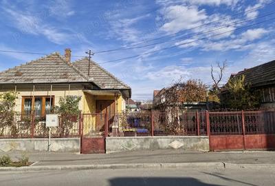 Casă cu 2 camere în Central - 2