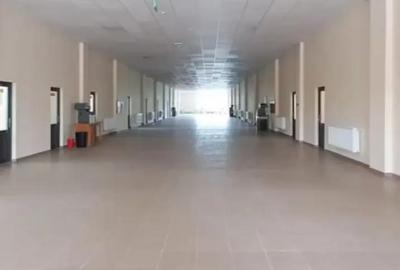 Spațiu comercial, de 1,500 mp, în Spital - 4