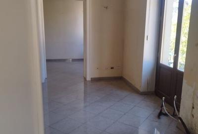 Cismigiu, vila ideal locuinta sau activitate comerciala Cismigiu, vila ideal locuinta sau activitate comerciala - 2