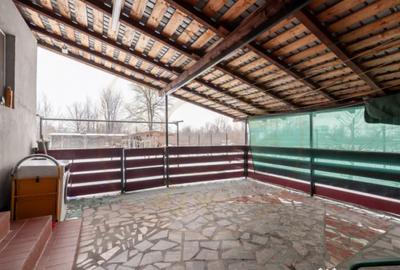 Casă cu 5 camere cu Teren 1044 Mp în Căteasca - 1