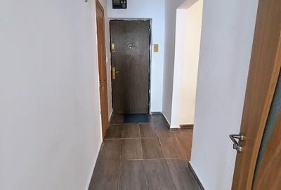Apartament cu 2 camere decomandat în Baba Novac - 10