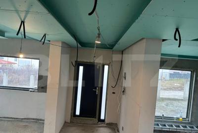 Casă cu 4 camere cu Teren 505 Mp în Vișani - 2