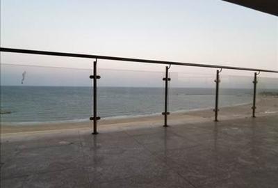 Vedere frontala la mare inchiriere 2 cam lux, terasa, loc de parcare termen lung - 2