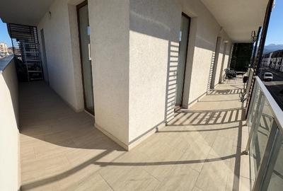 Apartament cu 2 camere decomandat în Tractorul - 9