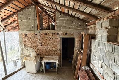 Casă cu 4 camere cu Teren 4505 Mp în Central - 18