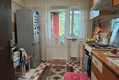 Apartament cu 2 camere decomandat în Obor - 2