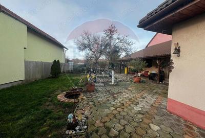 Casa 4 camere 1080 mp teren zona Gradiste - 3