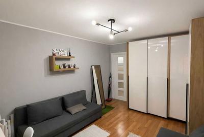 Apartament cu 3 camere decomandat în UTA - 3