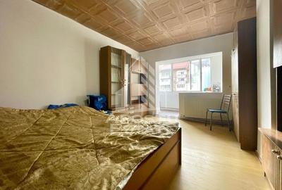 Apartament decomandat cu 3 camere - zona Centrala - 4