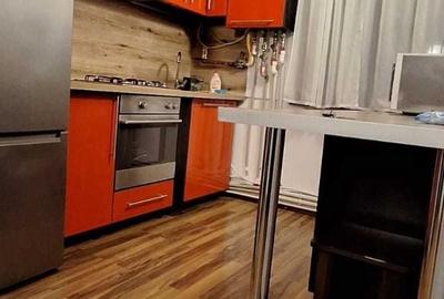 CENTRU TEATRU DE STAT 3 CAMERE ETAJ 2 LOC PARCARE 500 EURO TERMEN LUNG - 6