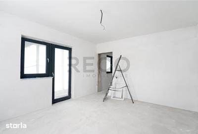 Casă cu 7 camere cu Teren 1000 Mp în Nojorid - 2