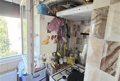 Apartament 2 camere semidecomandat, Poarta 6, renovat - 15