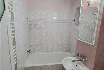 Apartament cu 3 camere decomandat în Tomis III - 12